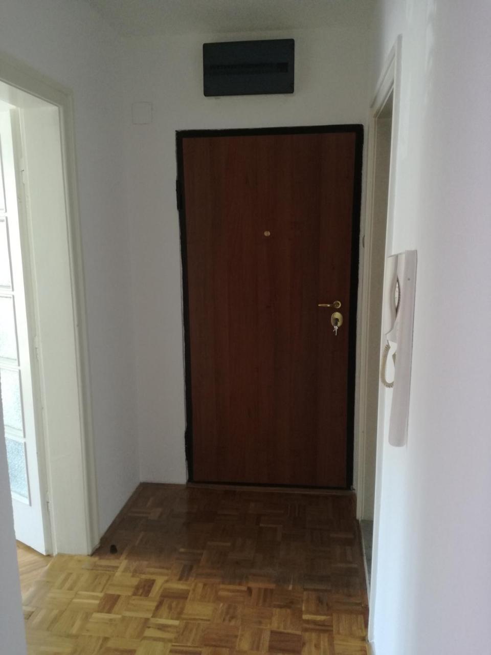 Apartman Ane SJJ Esterno foto